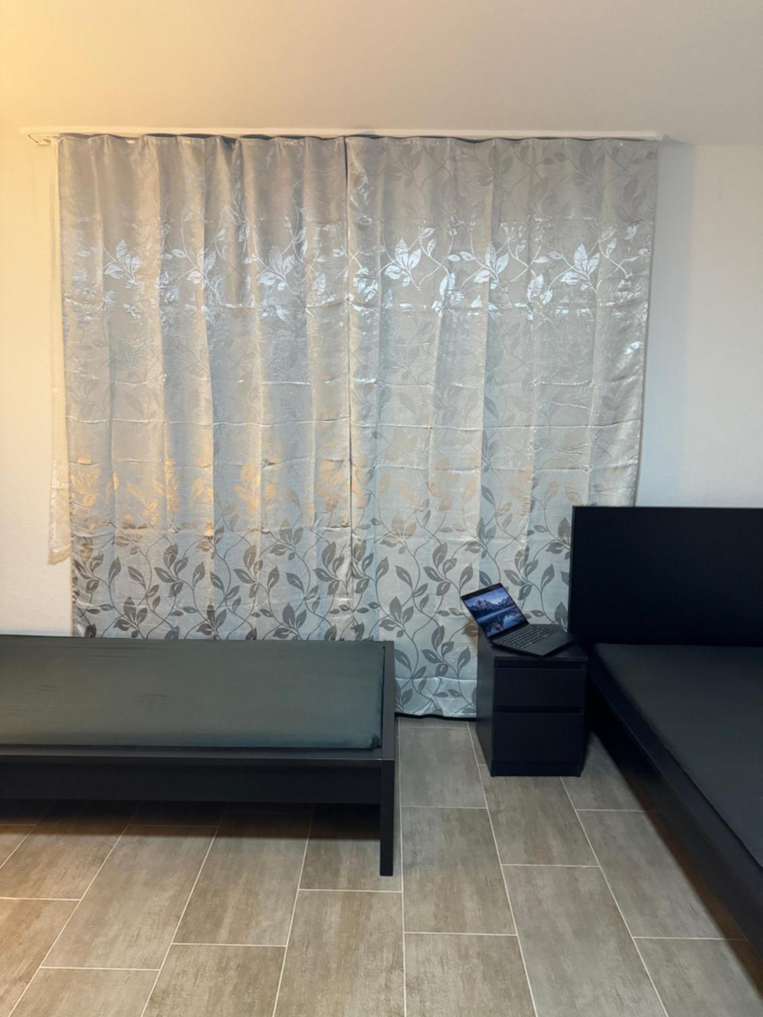 Laras Voll Ausgestattete Gartenwohnung Mit Wlan Und Tv Werne Extérieur photo