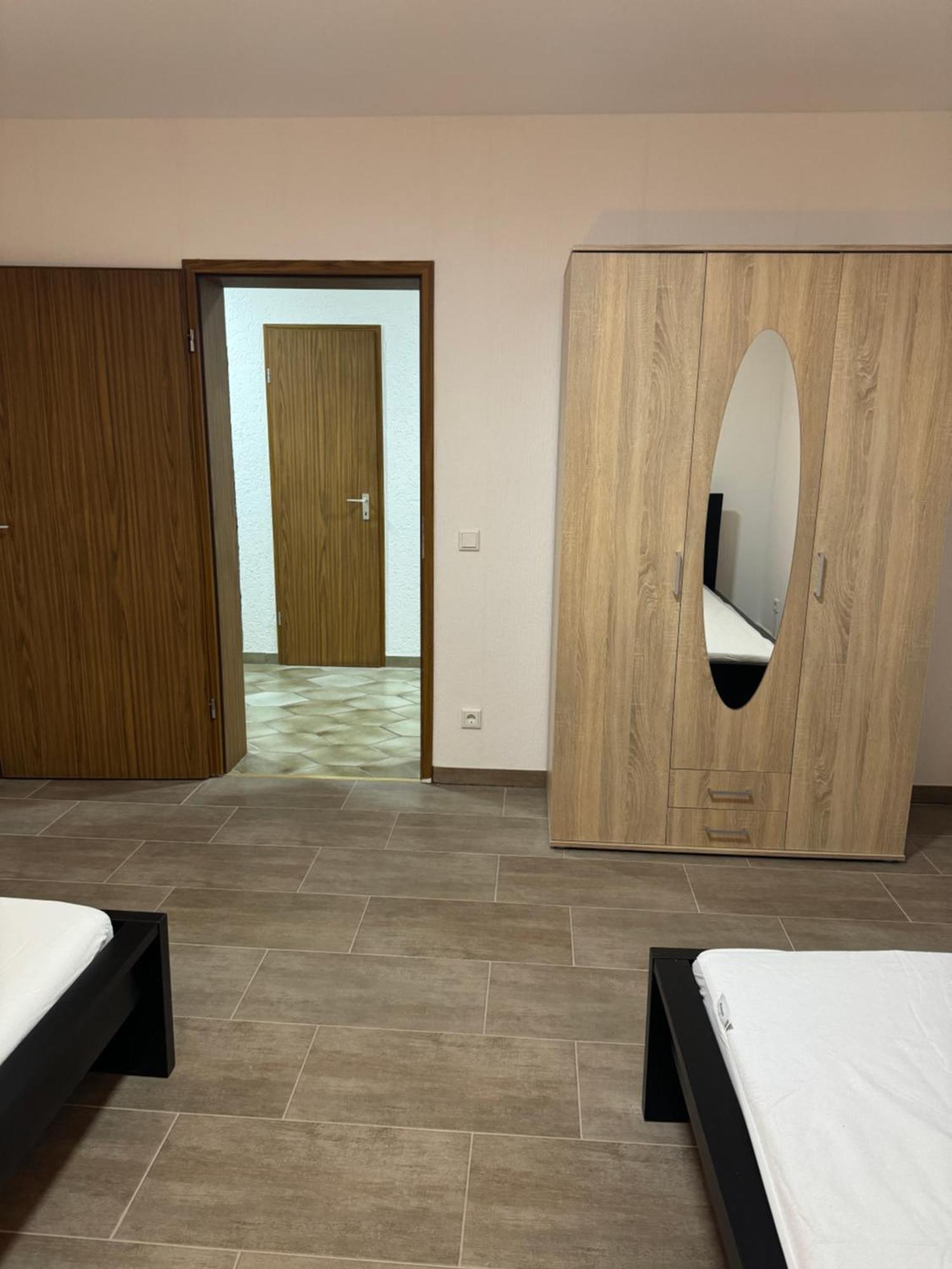 Laras Voll Ausgestattete Gartenwohnung Mit Wlan Und Tv Werne Extérieur photo